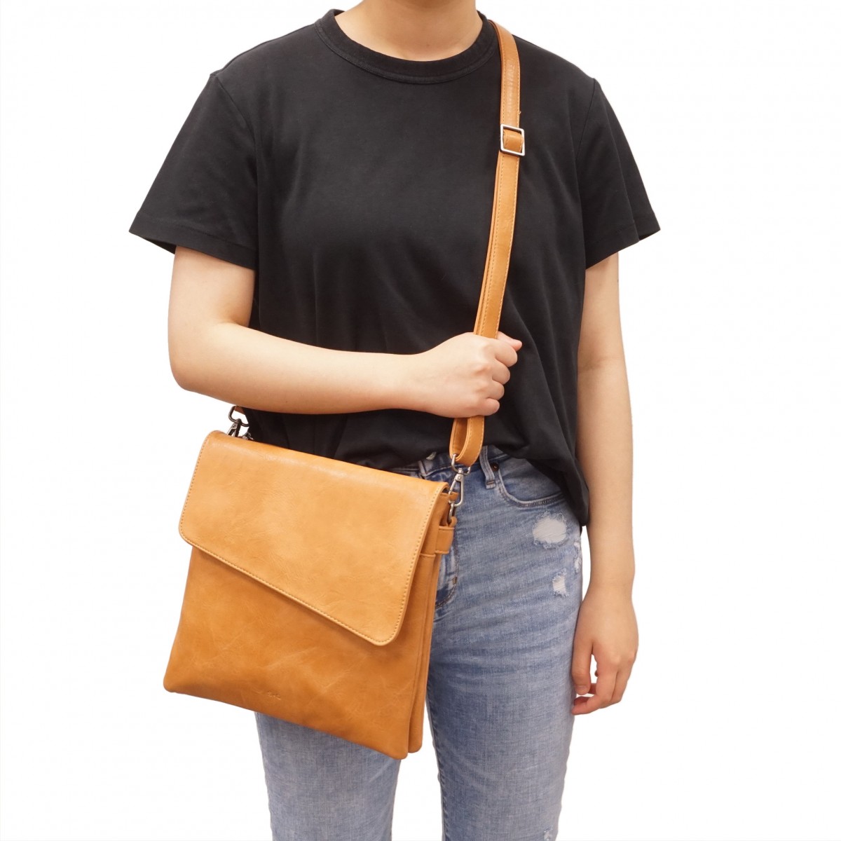 Luna Crossbody - Light Camel 