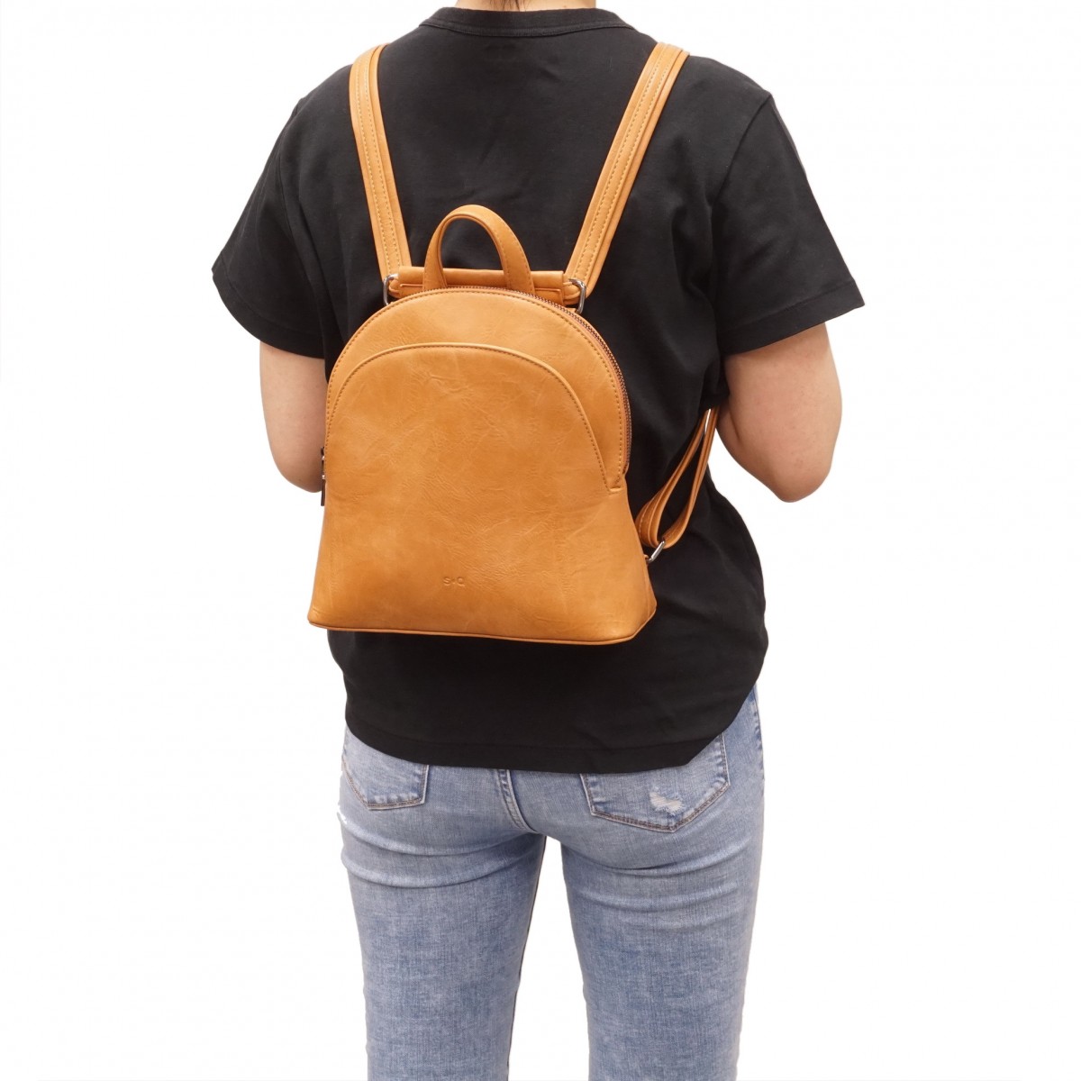Gaia Convertible Backpack - Saddle Tan 