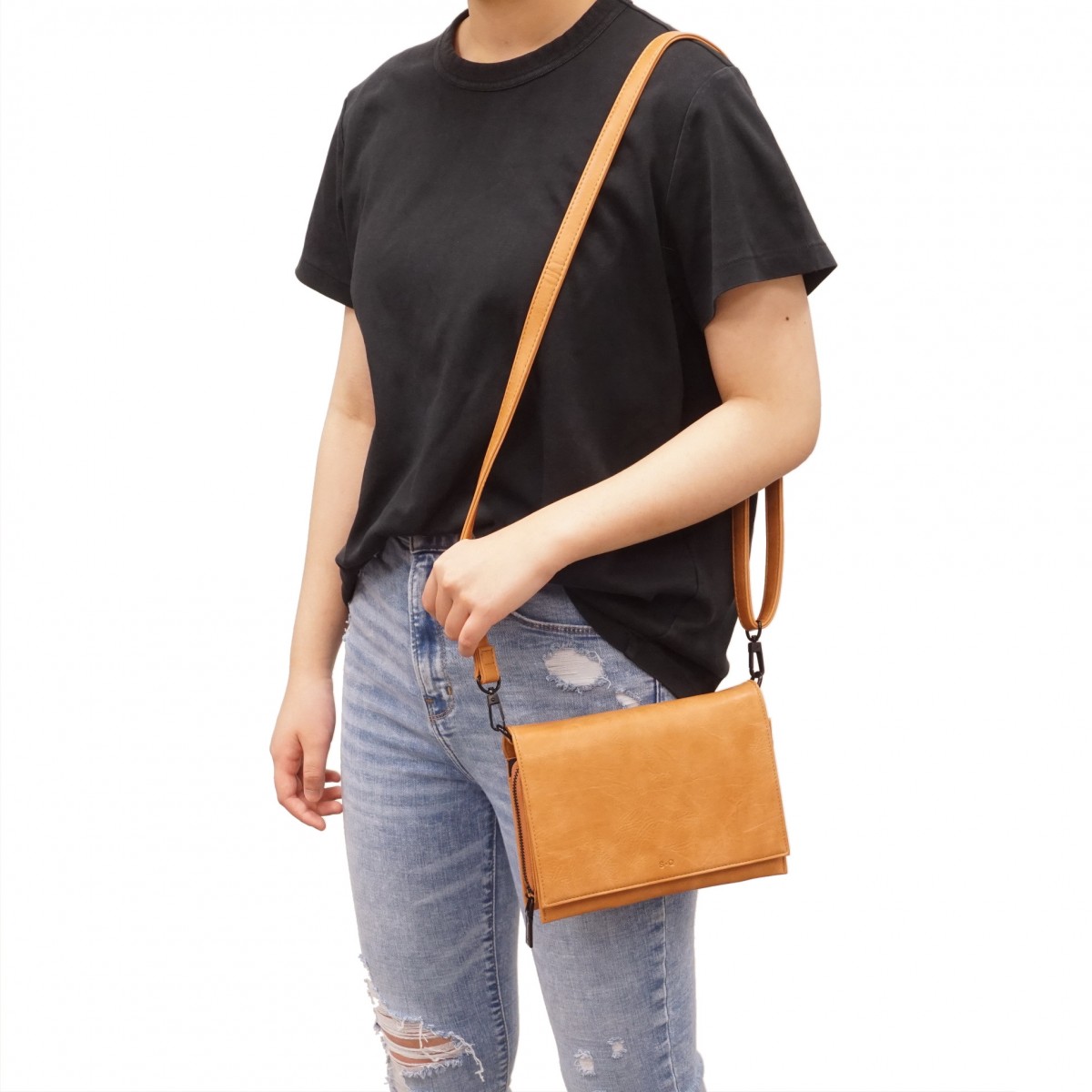 Nita Crossbody Wallet - Light Camel 
