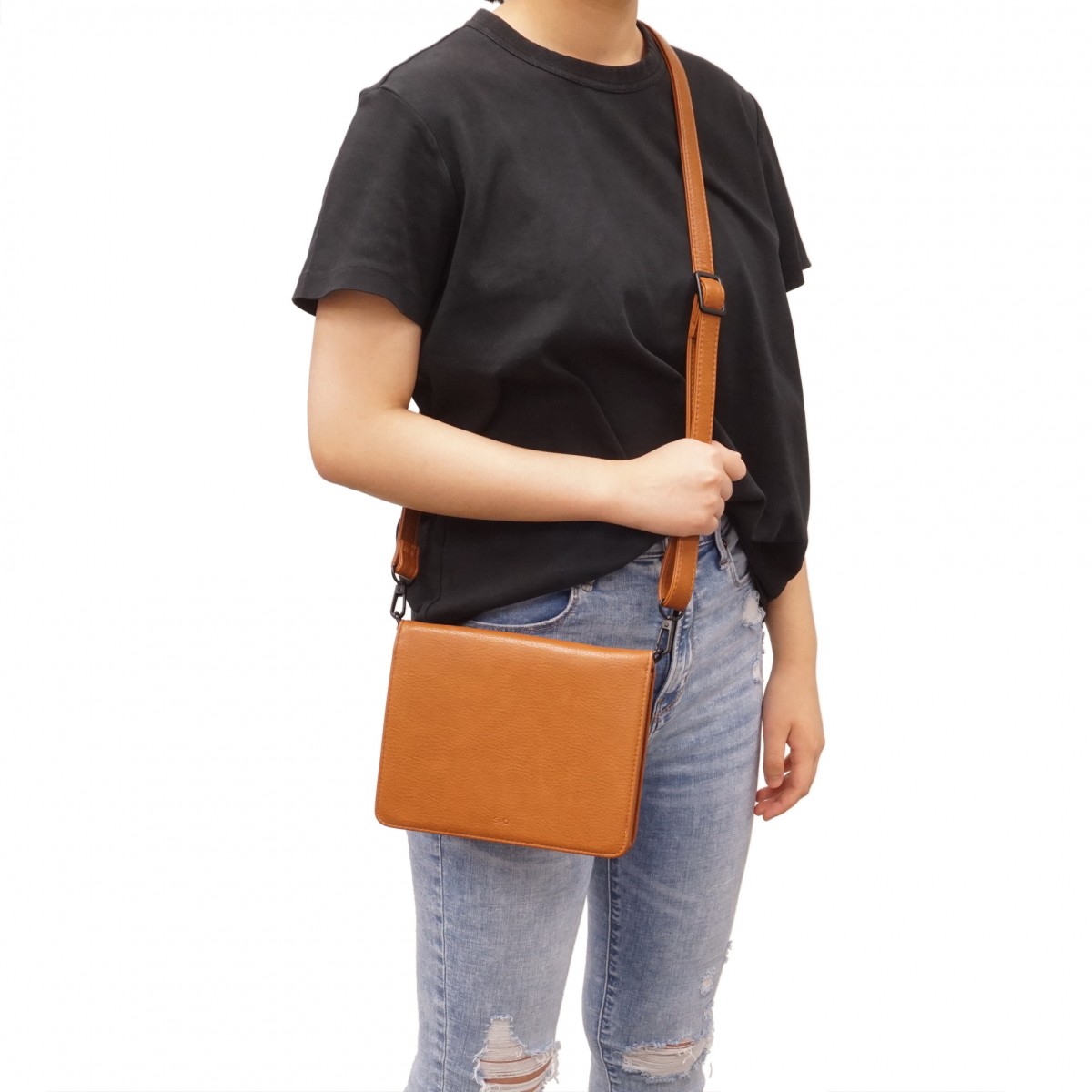 Karina Crossbody Wallet - Black Pebble 