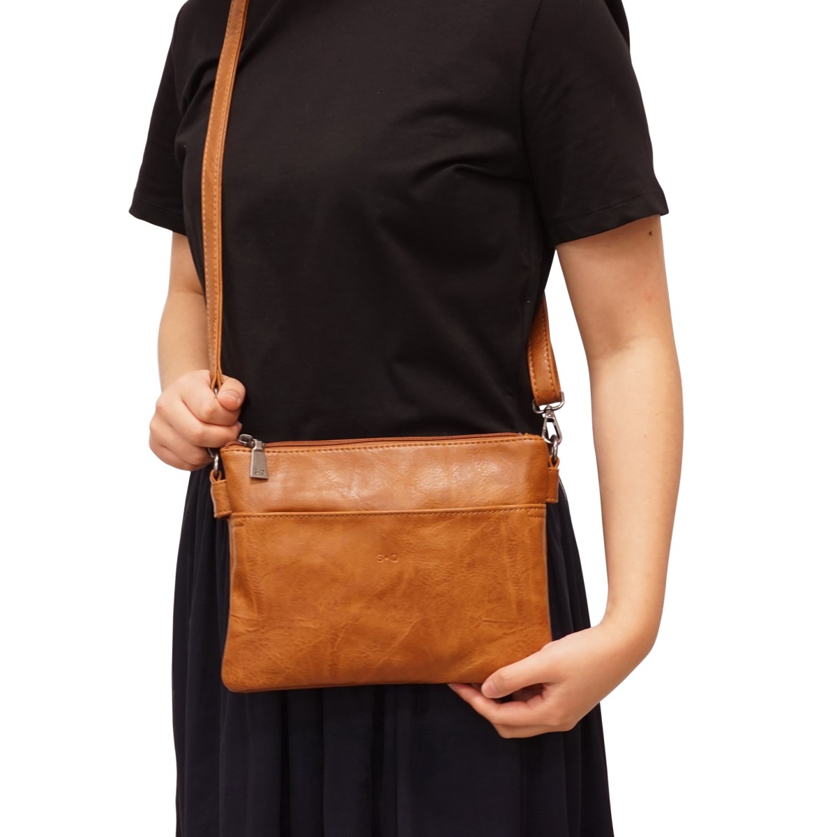 Solar Crossbody - Black 