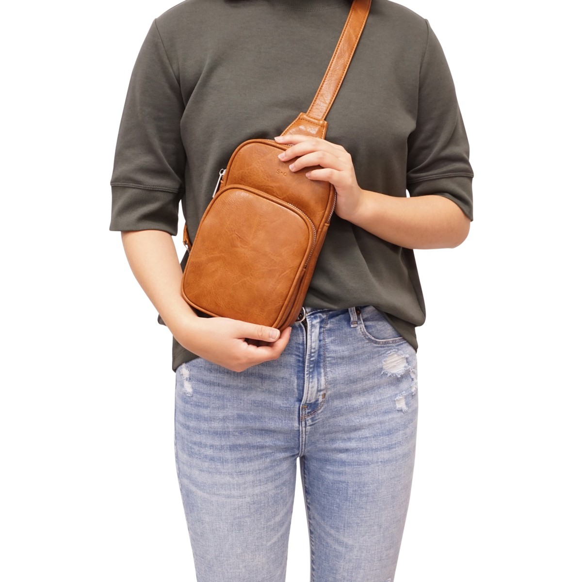 Wynter Sling Bag - Black 