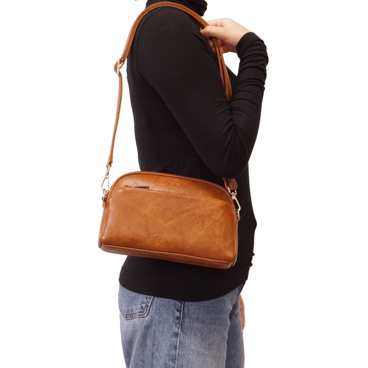 Oakley Crossbody - Black